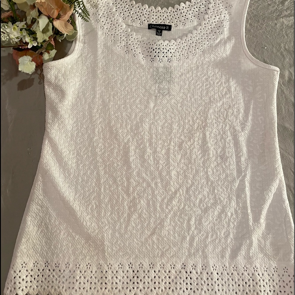White Tank Top Sleeveless Shirt Lace Medium Chances R NWT